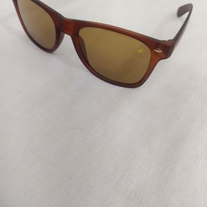 Offer 🤩 Fastrack Wayfarer Sunglasses (Brown)