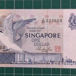 Old Rare Singapore 1 Dollar Banknote UNC Grade