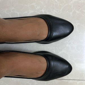 Black Formal ballerinas