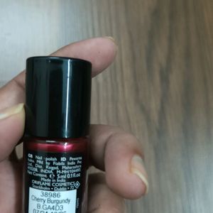 Oriflame On Colour Cherry Burgundy Nail Polish