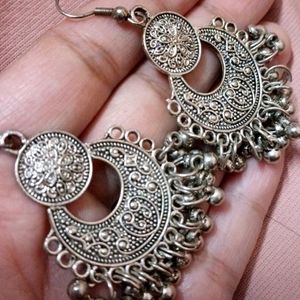 Pack Of 2 Pair Earrings..