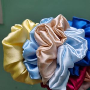 Set Of 12 Random Scrunchies