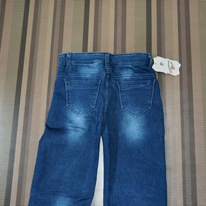 Z-76 Size 30 Straight Women Denim Jeans