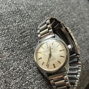 Beautiful Preowned rare Henry sandoz Watch