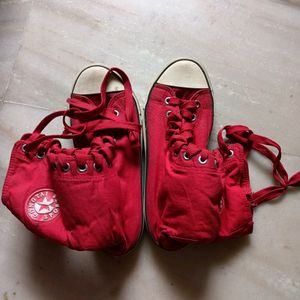 Red Solid Boots For Men