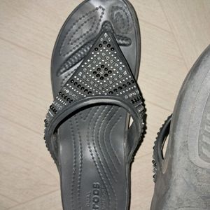 Used CROCS flip-flops With Embellishments