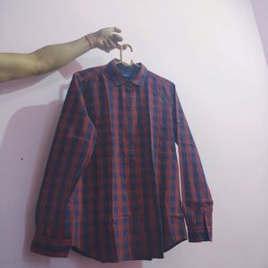 Blend Of Maroon & blue Shirt For Perfect Outin