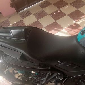 New MT15 Glossy Black Seat Cowl