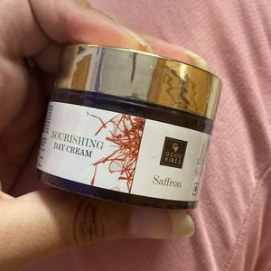 Saffron Nourishing Day Cream