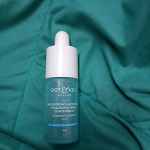 Dot & Key Vitamin C+E & Hyaluronic Acid Face Serum