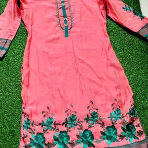 Beautiful Straight Designer Kurti