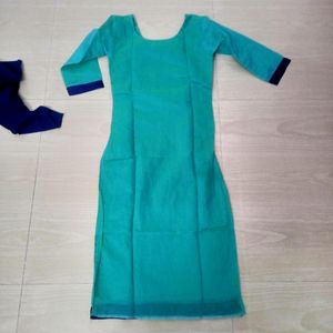 Rama Kurta & Blue Silk Dupatta