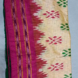 A Very Beautiful Traditional Saree
