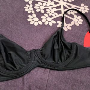 Branded Bra Size Around 32..S