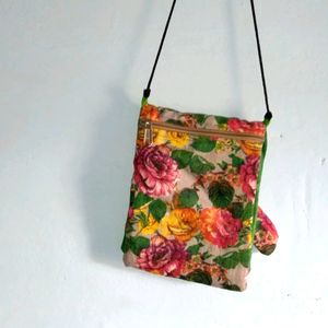 Flower Fabric Slingbag.❤️