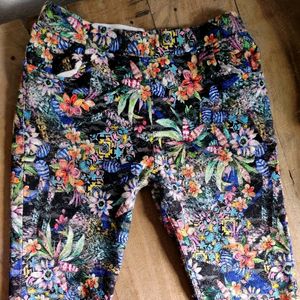 Embroidered colorful jeggings