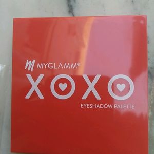 Myglamm Xoxo Eyeshadow Palette