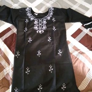 Women New Chicken Embroidery Kurta