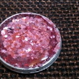 4 Resin Pendent