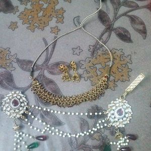 Combo Of Neclace And Saare Pin