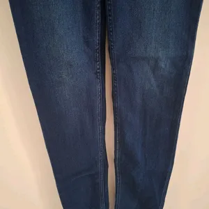 Navy Blue Faded Slimfit Jeans