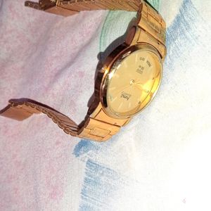 New Golden Waterproof Watch ⌚