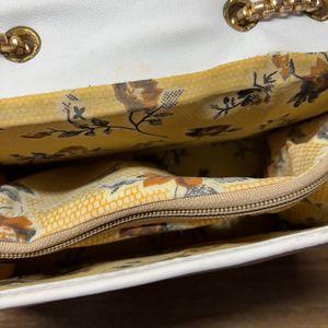 Womens Sling Bag Fancy In White