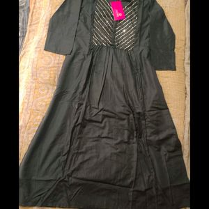 Anubhutee Kurta Set For Women