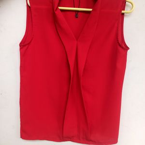 Sleevless Red Top