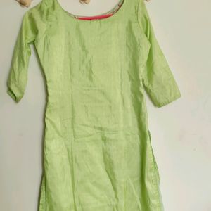 Diwali Sale :Green Quality Stitched Kurti