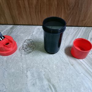 Cello Gym Shaker With Mixing Spring