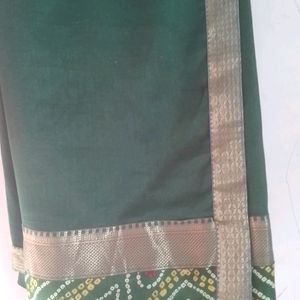 Bandhej Saree With Blouse Piece