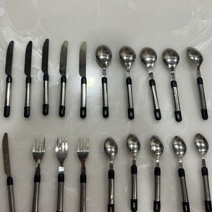 Table Spoon Set With Stand