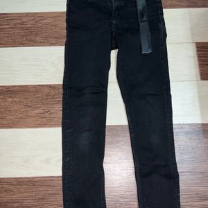 High Waisted Black H&M Jeans