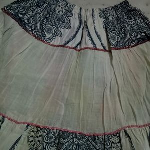 Women long skirt