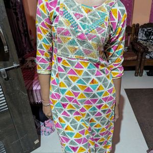 EMBROIDED KURTA