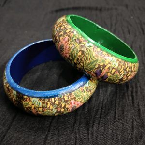 SHELL BRACELET + 2 BANGLES