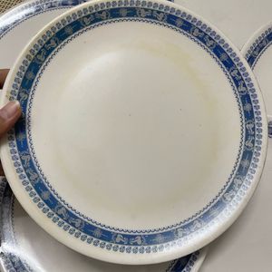 6 Melamine Plates