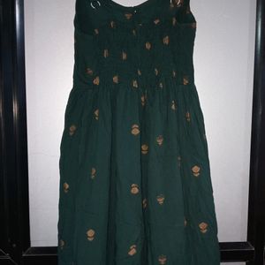 Dark Green Sleeveless Dress