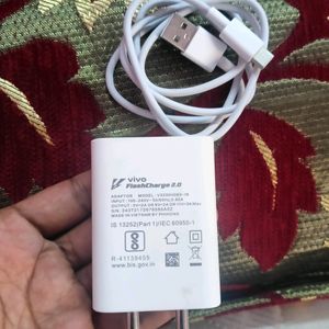 Vivo Flash Charger  33watt With Cable Original