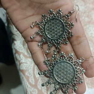 2 Everstylish New Silver Jewellery Earrings