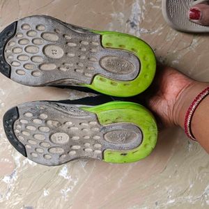 Boy Or Girl Shoes In Good Condition