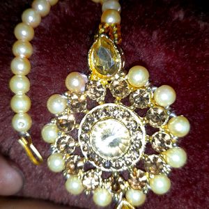 Golden Jewellery Sets (Two Neckpieces One Pair Of