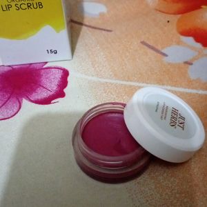 Lip Scrub And Tint