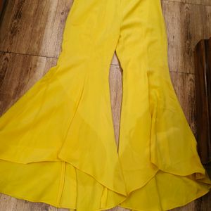 ZARA Yellow Hippe Hipster