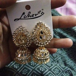 Earings