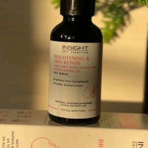 Insight Brightening Face Serum