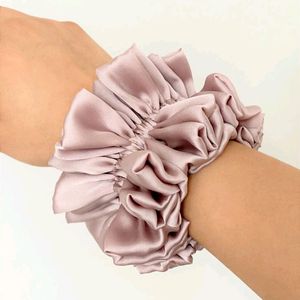 Pleated Scrunchie