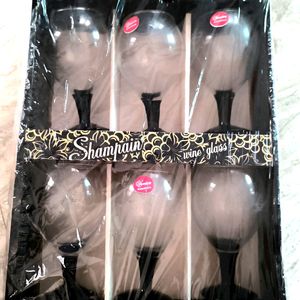 Wine Glasses Set. Like New