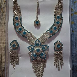 Necklace Set